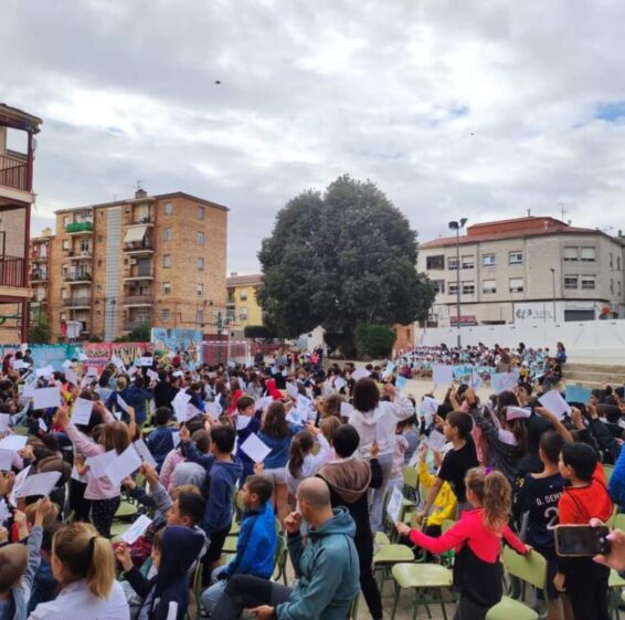 29 FOTO DE LA VIRGEN PEREGRINA EN ARNAUDA