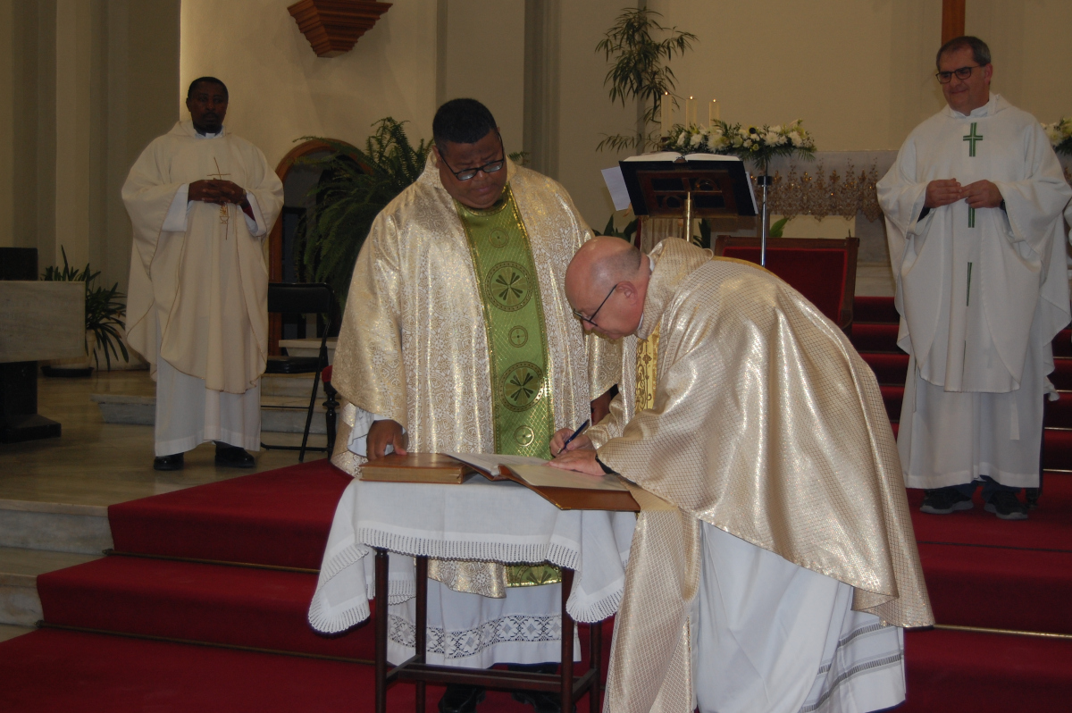 32 FOTO RECIBIMIENTO DE JESÚS FIRMANDO